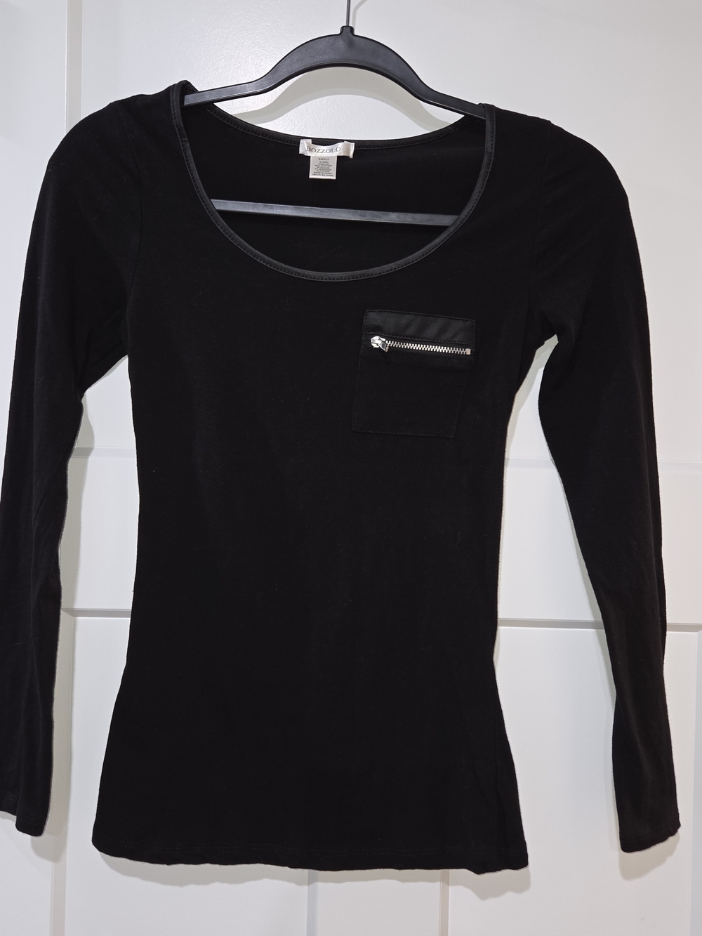 Bozzolo Black Long Sleeve Scoop Neck Top with Zip Pocket